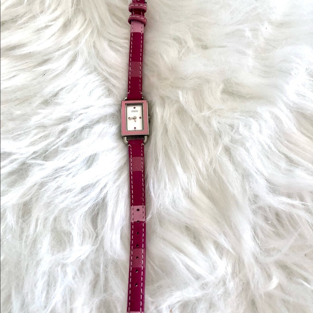 🎀COACH Breast Cancer Awareness Watch